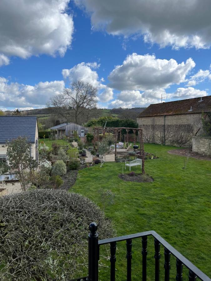 Pear Tree Loft Apartment Lacock Bagian luar foto